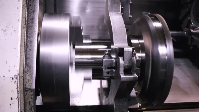 large diameter shaft turning